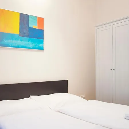 Apartment Opatovicka Affordable Prague