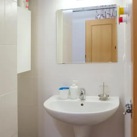 Opatovicka Affordable Apartamento *