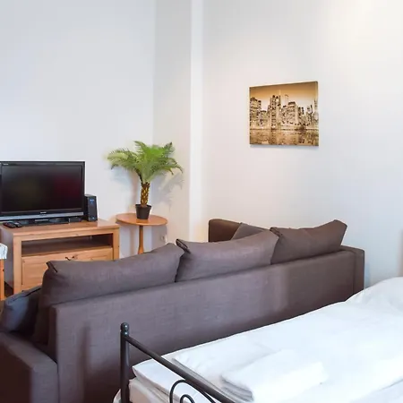 Opatovicka Affordable Διαμέρισμα